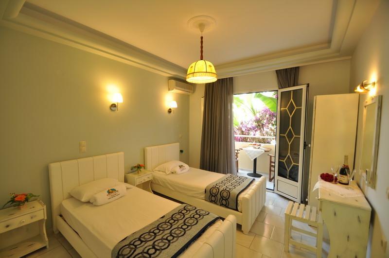 Ferienwohnung Agios Gordios Stevens On The Hill Exterior foto